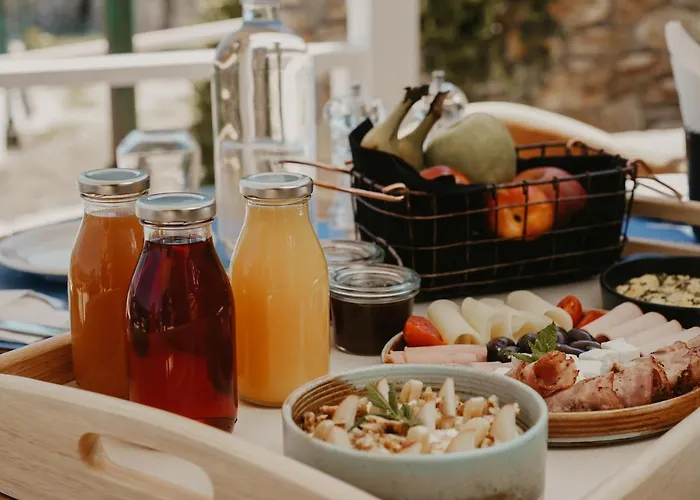 Ξενοδοχείο Trinity Hospitality