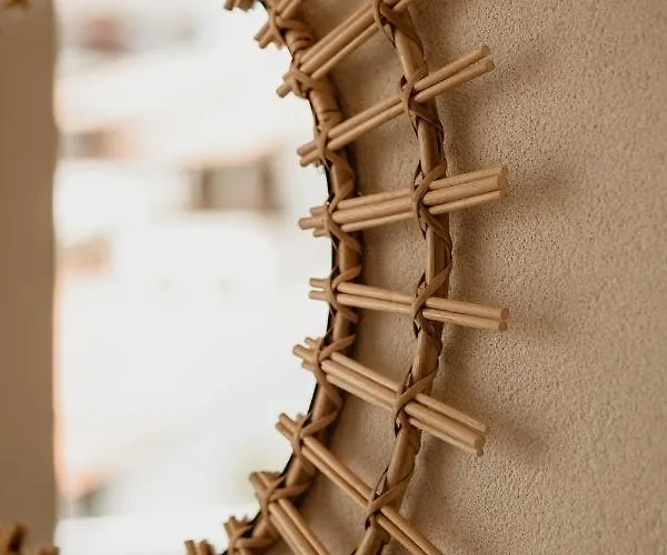 Trinity Hospitality Ξενοδοχείο *