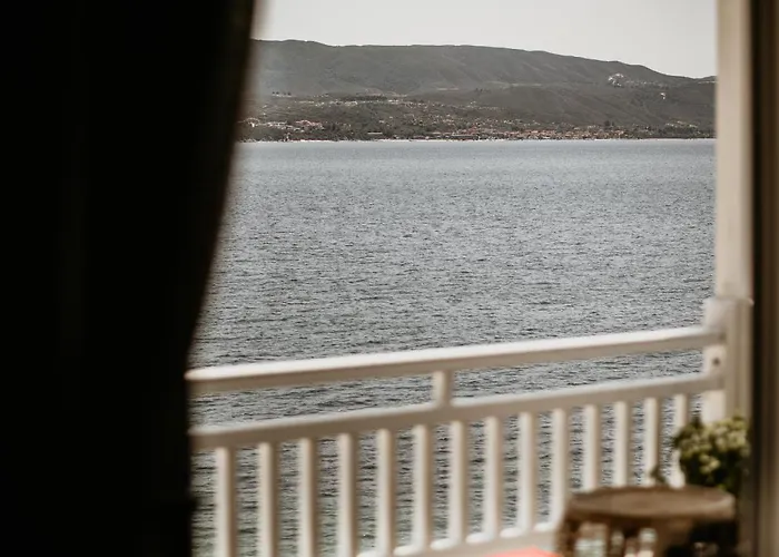 Ξενοδοχείο Trinity Hospitality Αμμουλιανή