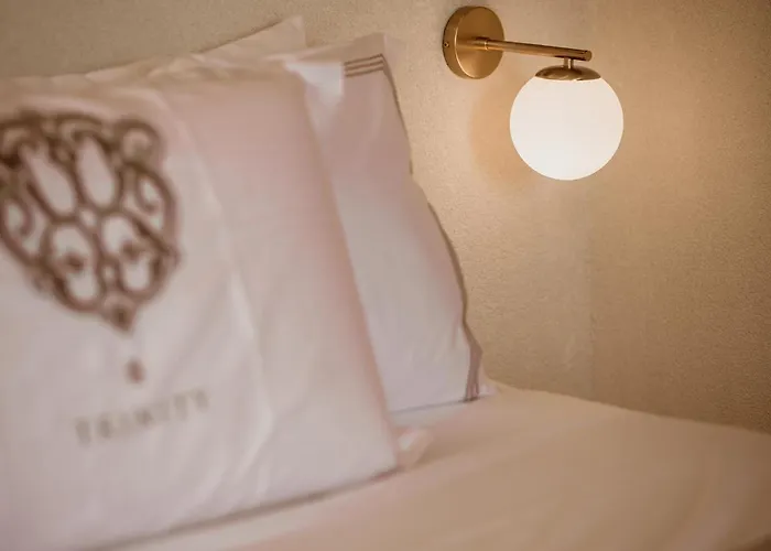 Ξενοδοχείο Trinity Hospitality Αμμουλιανή