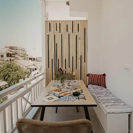 מלון Trinity Hospitality *