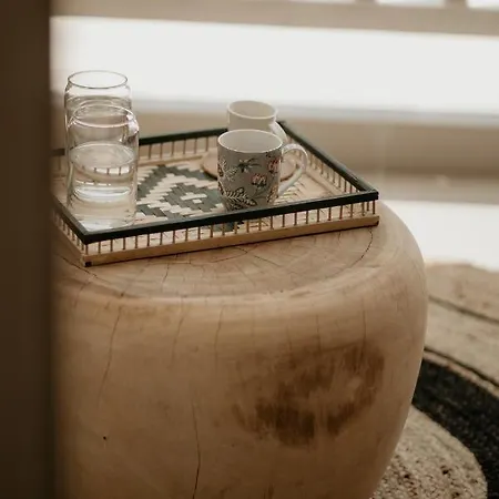 Trinity Hospitality * أمولياني